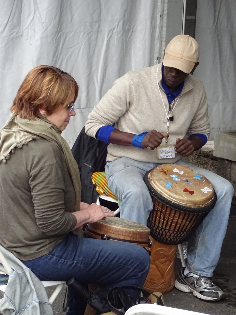 John Heard gave drumming lessons to visitors. 